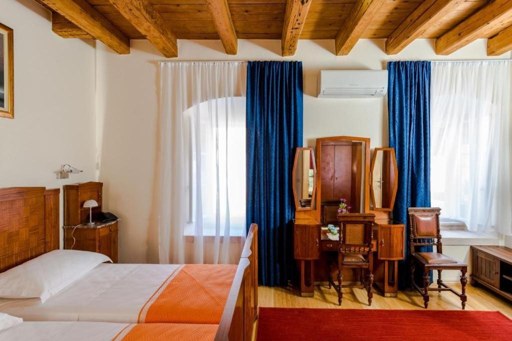 Rooms Miron - Adults Only Sumartin Ruang foto